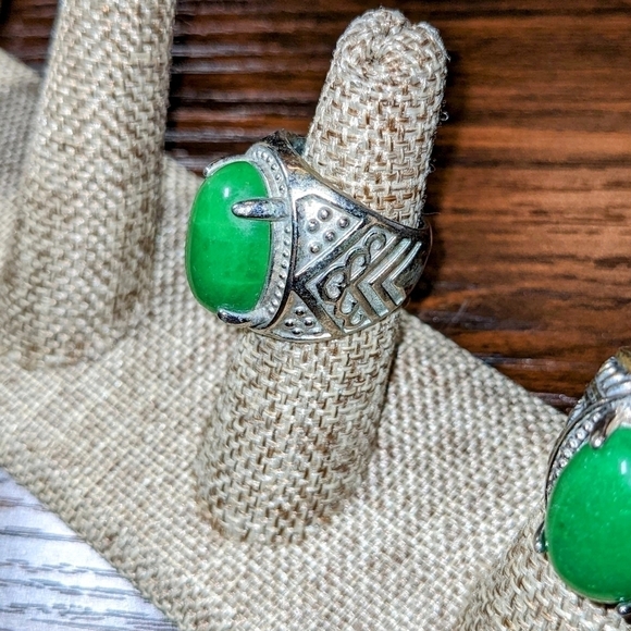 Jade Silver Cocktail Ring - Picture 4 of 6